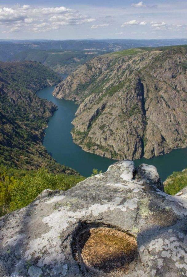 Casita Junto Al Rio En Un Entorno Natural Monforte De Lemos Exteriör bild